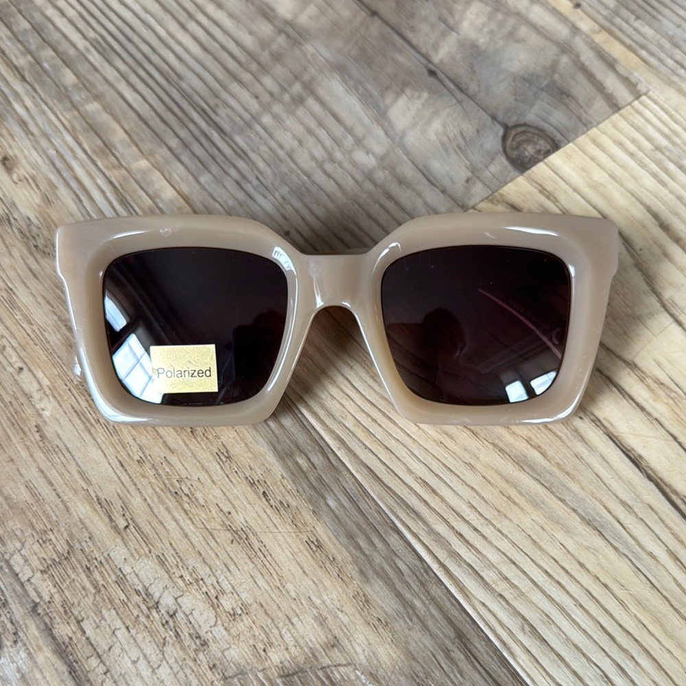 NEW Nicole Miller Square Acetate Polarized Sunglasses